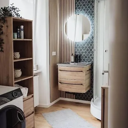Cozy Dreams: Deluxe 2-Zimmer-Apartment -Kueche Nuremberg Exterior photo
