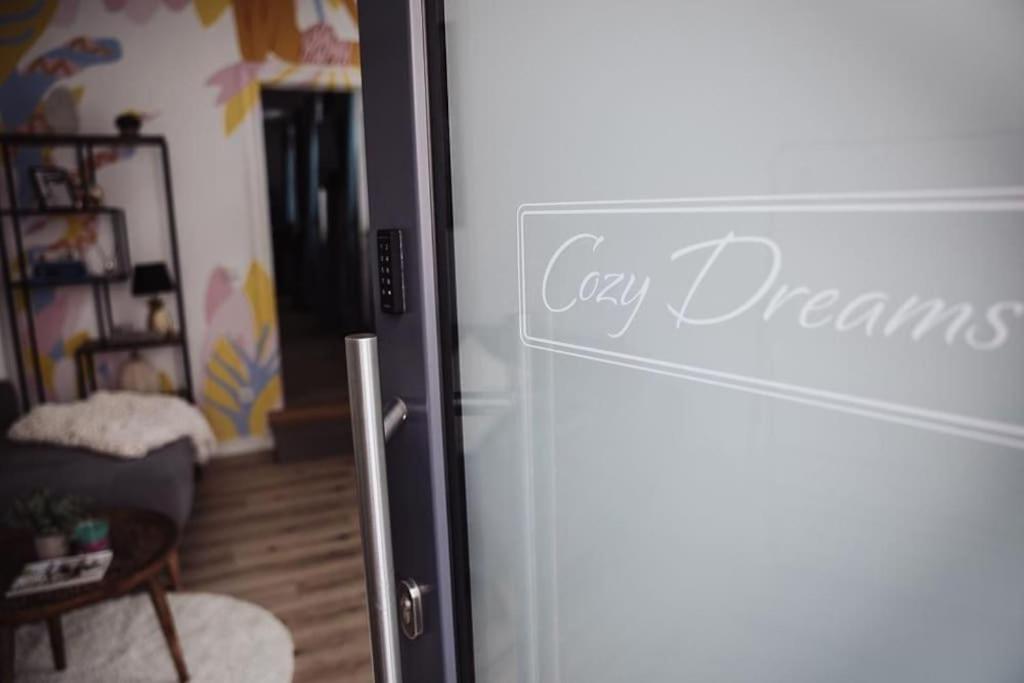 Cozy Dreams: Deluxe 2-zimmer-apartment -kueche Apartment